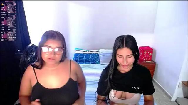 Image 3 of violeta_rouses Stream on Chaturbate on 2 months ago