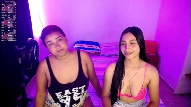 Image 2 of violeta_rouses Stream on Chaturbate on 2 months ago