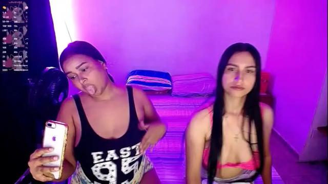 Image 7 of violeta_rouses Stream on Chaturbate on 2 months ago