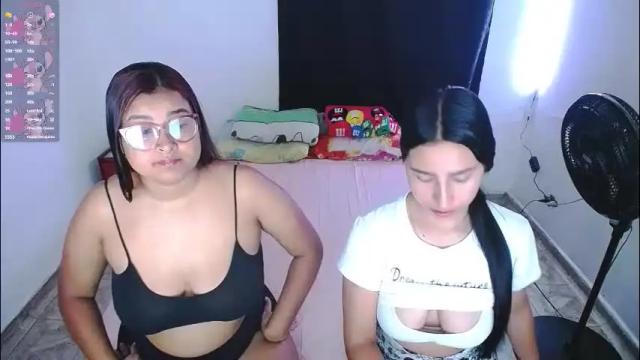 Image 8 of violeta_rouses Stream on Chaturbate on 1 month ago