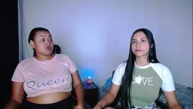 Image 11 of violeta_rouses Stream on Chaturbate on 3 days ago