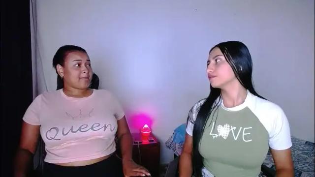 Image 8 of violeta_rouses Stream on Chaturbate on 3 days ago