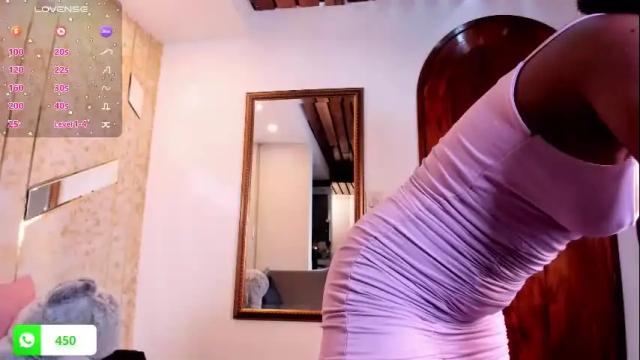 Image 7 of violeta_ruiz_ Stream on Chaturbate on 1 month ago