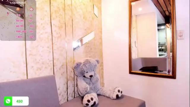 Image 12 of violeta_ruiz_ Stream on Chaturbate on 1 month ago