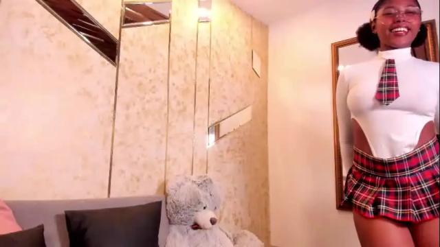 Thumbnail 1, violeta_ruiz_'s Stream at Chaturbate, 1 month ago