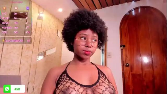 Image 3 of violeta_ruiz_ Stream on Chaturbate on 22 days ago