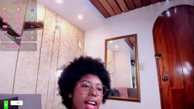 Image 3 of violeta_ruiz_ Stream on Chaturbate on 21 days ago