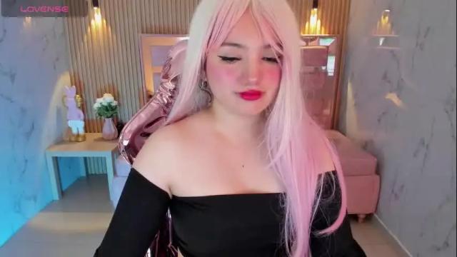 Image 2 of violeta_sub Stream on Chaturbate on 12 days ago