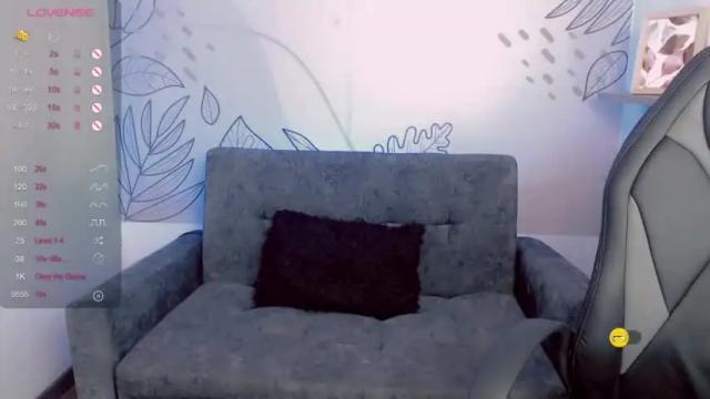 Image 3 of violeta_vegaa Stream on Chaturbate on 13 months ago