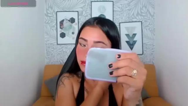 Image 4 of violeta_vegaa Stream on Chaturbate on 12 months ago