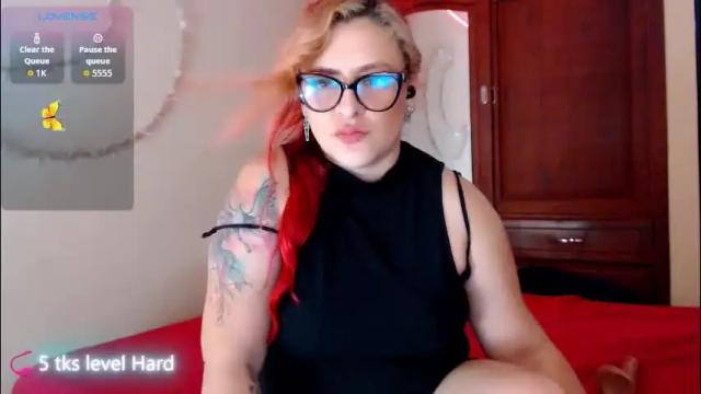 Image 2 of violetabitch Stream on Chaturbate on 22 days ago