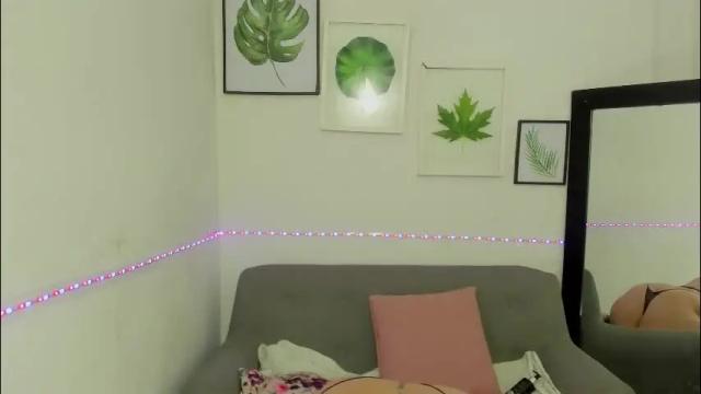 Image 7 of violetacandy111 Stream on Chaturbate on 2 months ago
