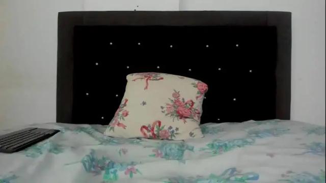 Image 2 of violetadumsper Stream on Chaturbate on 1 month ago