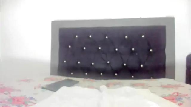 Image 12 of violetadumsper Stream on Chaturbate on 12 days ago