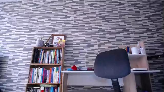 Image 3 of violetagomez_co Stream on Chaturbate on 1 month ago