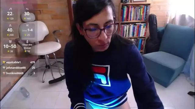 Image 7 of violetagomez_co Stream on Chaturbate on 1 month ago