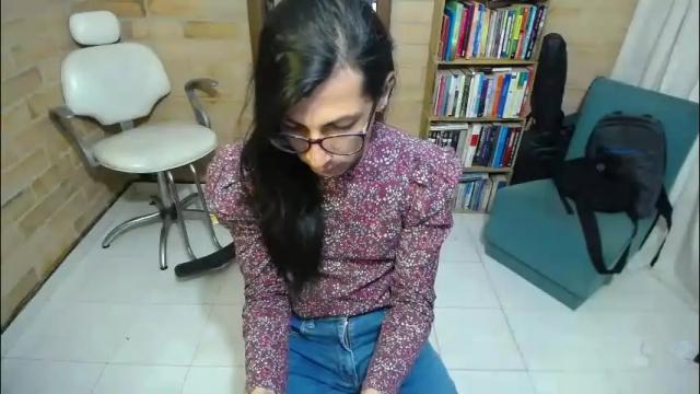 Image 7 of violetagomez_co Stream on Chaturbate on 1 month ago
