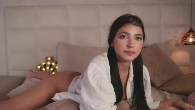 Image 12 of violetahayes Stream on Chaturbate on 5 days ago