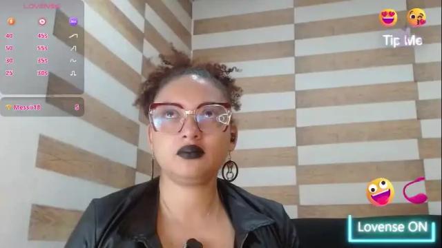 Image 6 of violetamorrison Stream on Chaturbate on 1 month ago