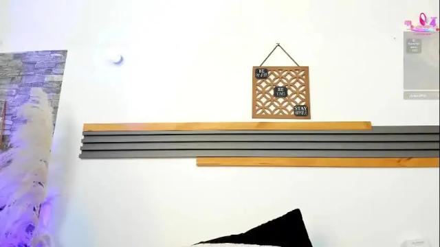 Image 12 of violetaqueen_ Stream on Chaturbate on 1 month ago