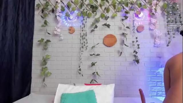 Image 10 of violetaqueen_ Stream on Chaturbate on 27 days ago