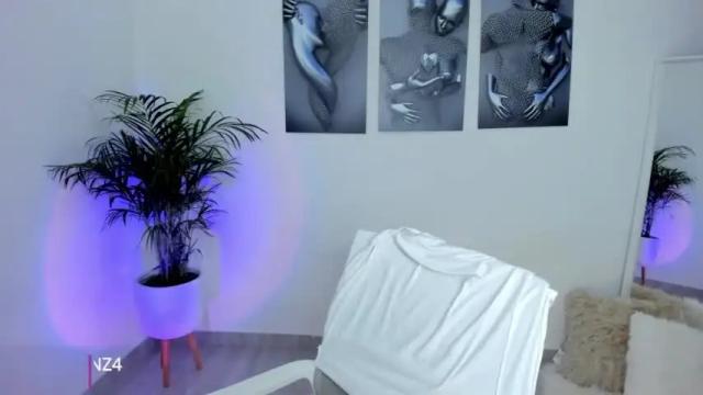 Image 2 of violetasaenz8 Stream on Chaturbate on 13 months ago