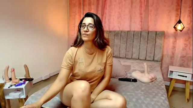 Image 11 of violetascott_ Stream on Chaturbate on 1 month ago