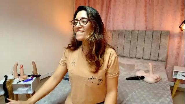 Image 8 of violetascott_ Stream on Chaturbate on 1 month ago