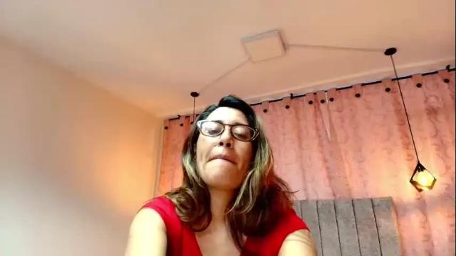 Image 6 of violetascott_ Stream on Chaturbate on 28 days ago