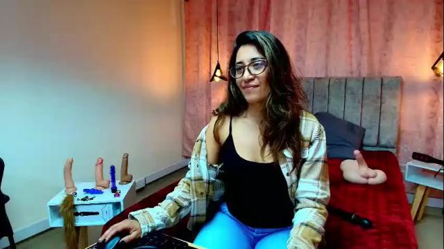 Image 10 of violetascott_ Stream on Chaturbate on 12 days ago