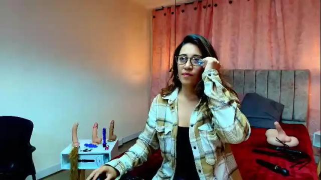 Image 2 of violetascott_ Stream on Chaturbate on 12 days ago