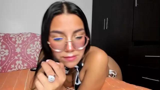 Thumbnail 3, violetbunnyy1's Stream at Chaturbate, 23 days ago