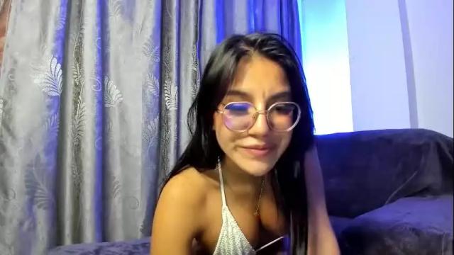 Image 10 of violetbunnyy1 Stream on Chaturbate on 3 days ago