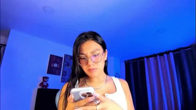 Image 6 of violetbunnyy1 Stream on Chaturbate on 23 hours ago