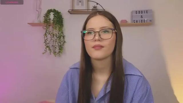 Thumbnail 3, violetcollins_'s Stream at Chaturbate, 13 months ago