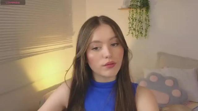 Image 12 of violetcollins_ Stream on Chaturbate on 13 months ago