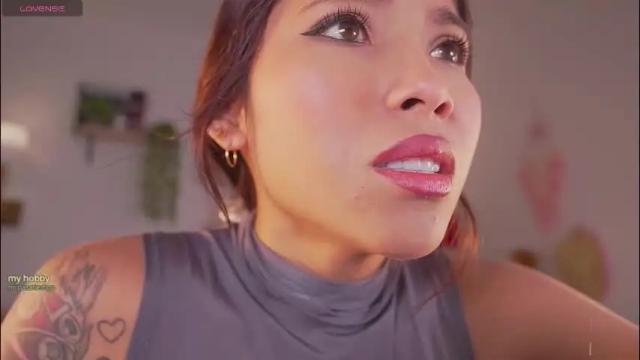 Image 6 of violeth___ Stream on Chaturbate on 2 days ago