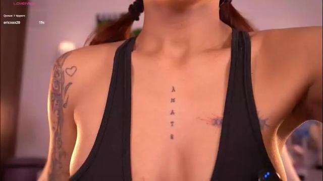 Image 6 of violeth___ Stream on Chaturbate on 1 month ago