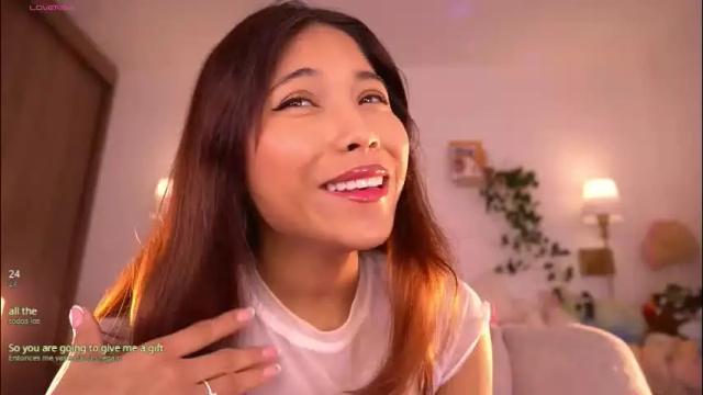 Image 2 of violeth___ Stream on Chaturbate on 1 month ago