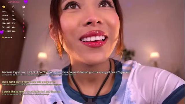 Image 4 of violeth___ Stream on Chaturbate on 6 days ago