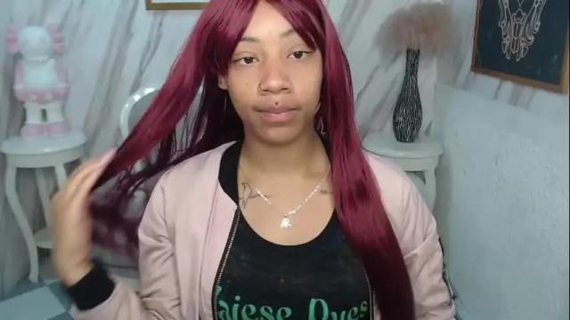 Image 3 of violeth_b Stream on Chaturbate on 25 days ago