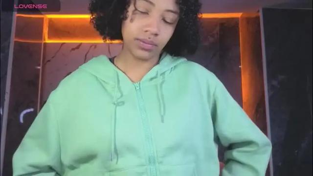 Image 11 of violeth_b Stream on Chaturbate on 1 month ago