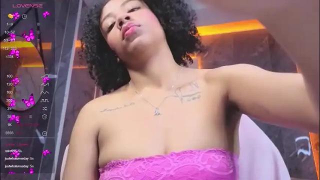 Image 10 of violeth_b Stream on Chaturbate on 1 month ago