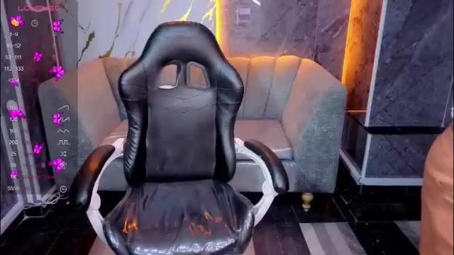 Image 8 of violeth_b Stream on Chaturbate on 1 month ago