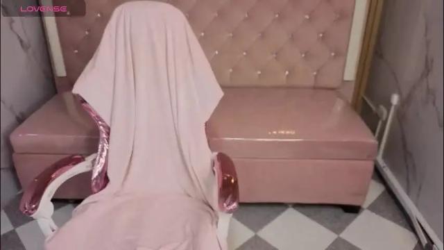 Image 7 of violeth_b Stream on Chaturbate on 1 month ago