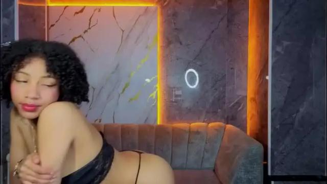 Image 12 of violeth_b Stream on Chaturbate on 1 month ago