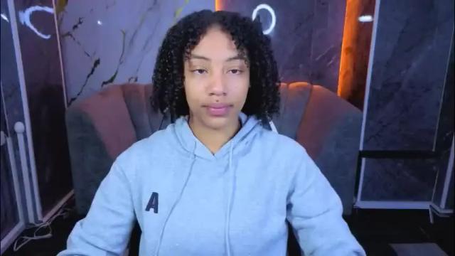 Image 2 of violeth_b Stream on Chaturbate on 15 days ago