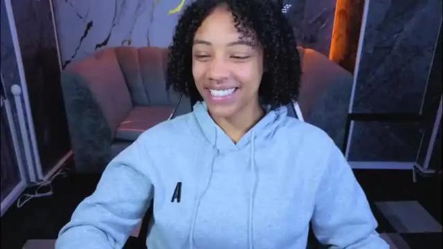 Image 8 of violeth_b Stream on Chaturbate on 15 days ago