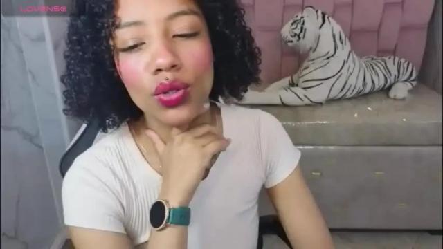 Image 11 of violeth_b Stream on Chaturbate on 6 days ago