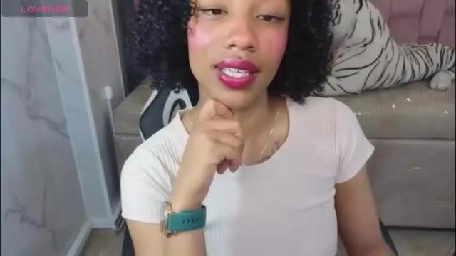 Image 6 of violeth_b Stream on Chaturbate on 6 days ago